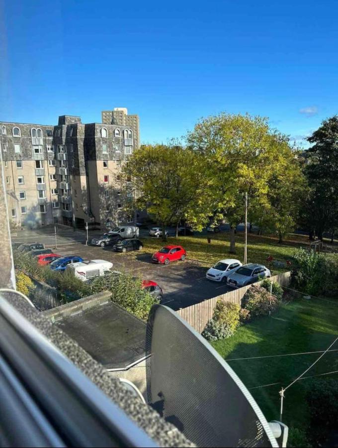 Amazing Getaways - The Place For You With Free Parking Aberdeen Esterno foto